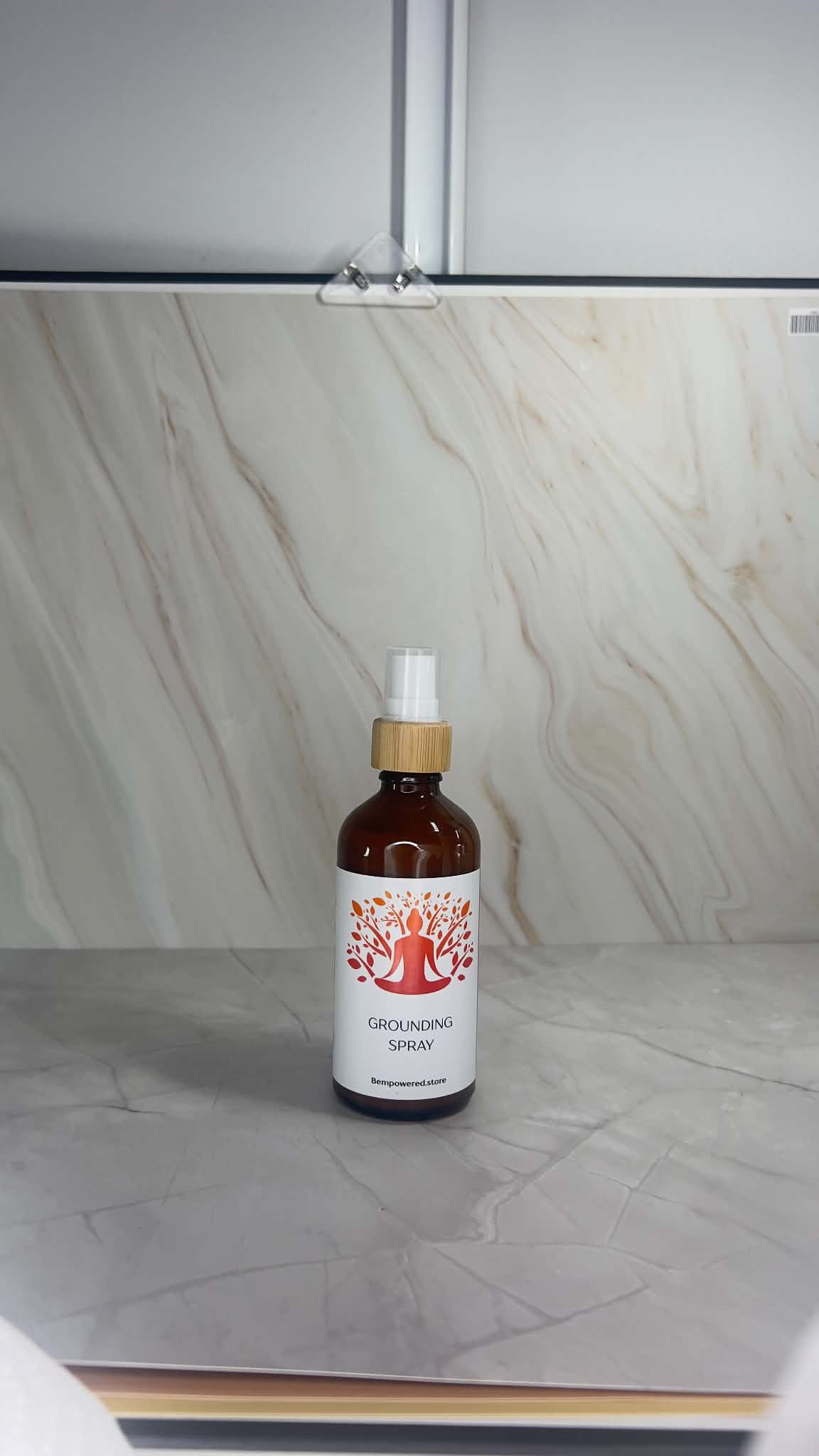 Grounding Spray amber bottle